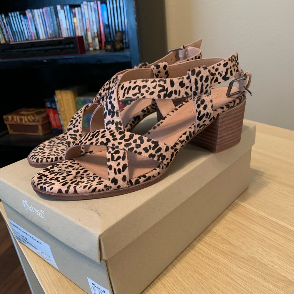Cheetah print wedge sandals - Picture 1 of 4